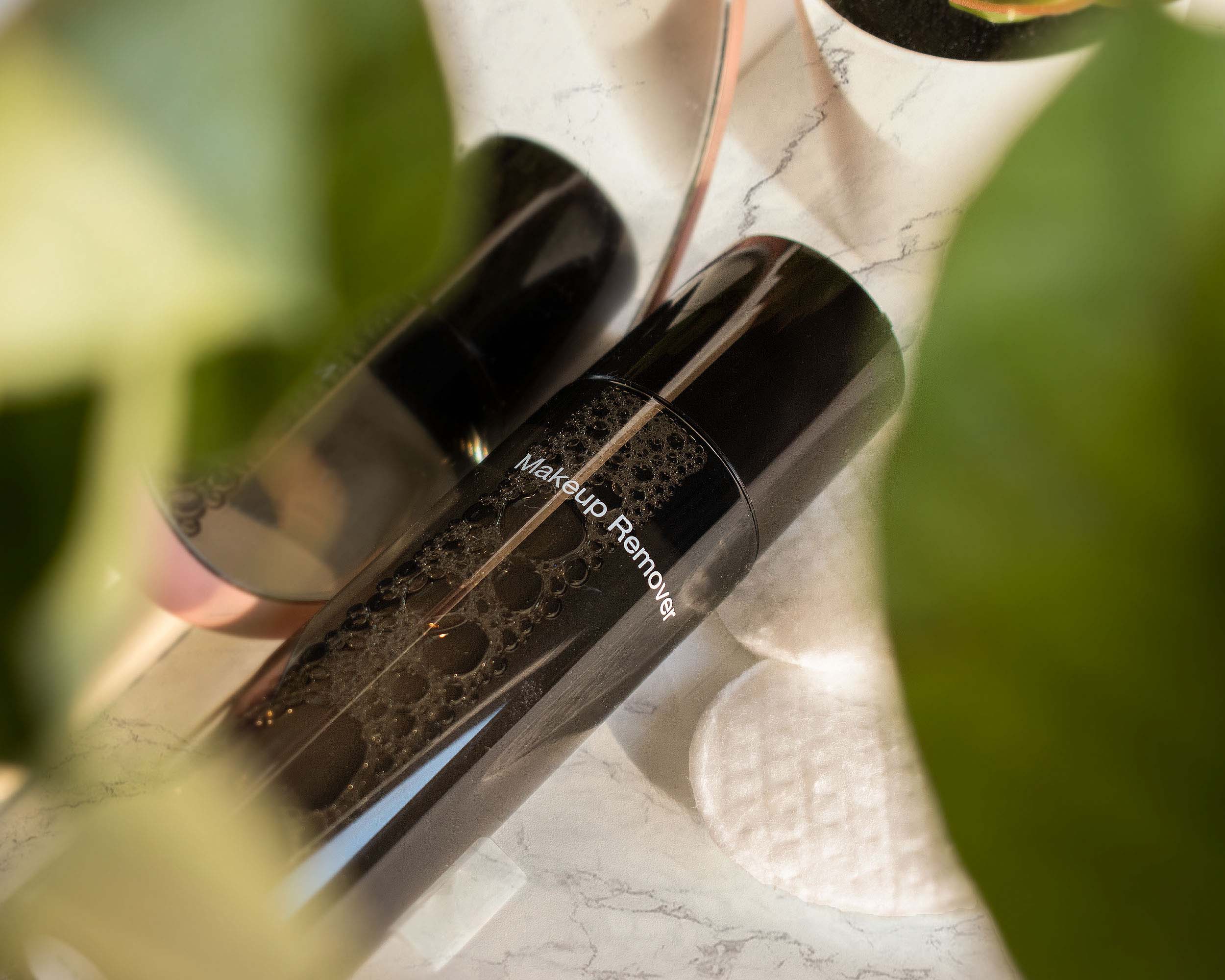 Ebony Blossom Makeup Remover